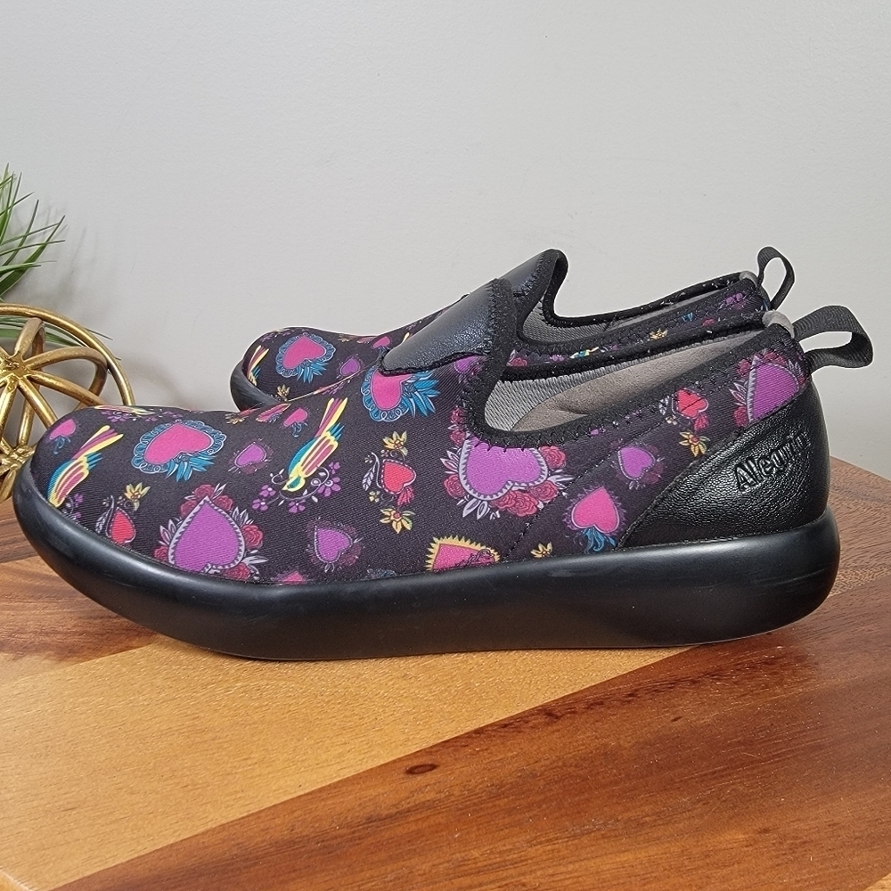 Alegria Eden Frida Slip-On Shoes Size 42 Comfy Work Black Pink Hearts Birds - Picture 8 of 17
